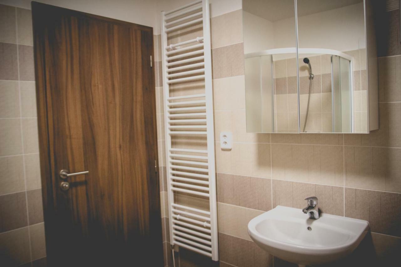 Apartman Rezidence Mikulov Luaran gambar