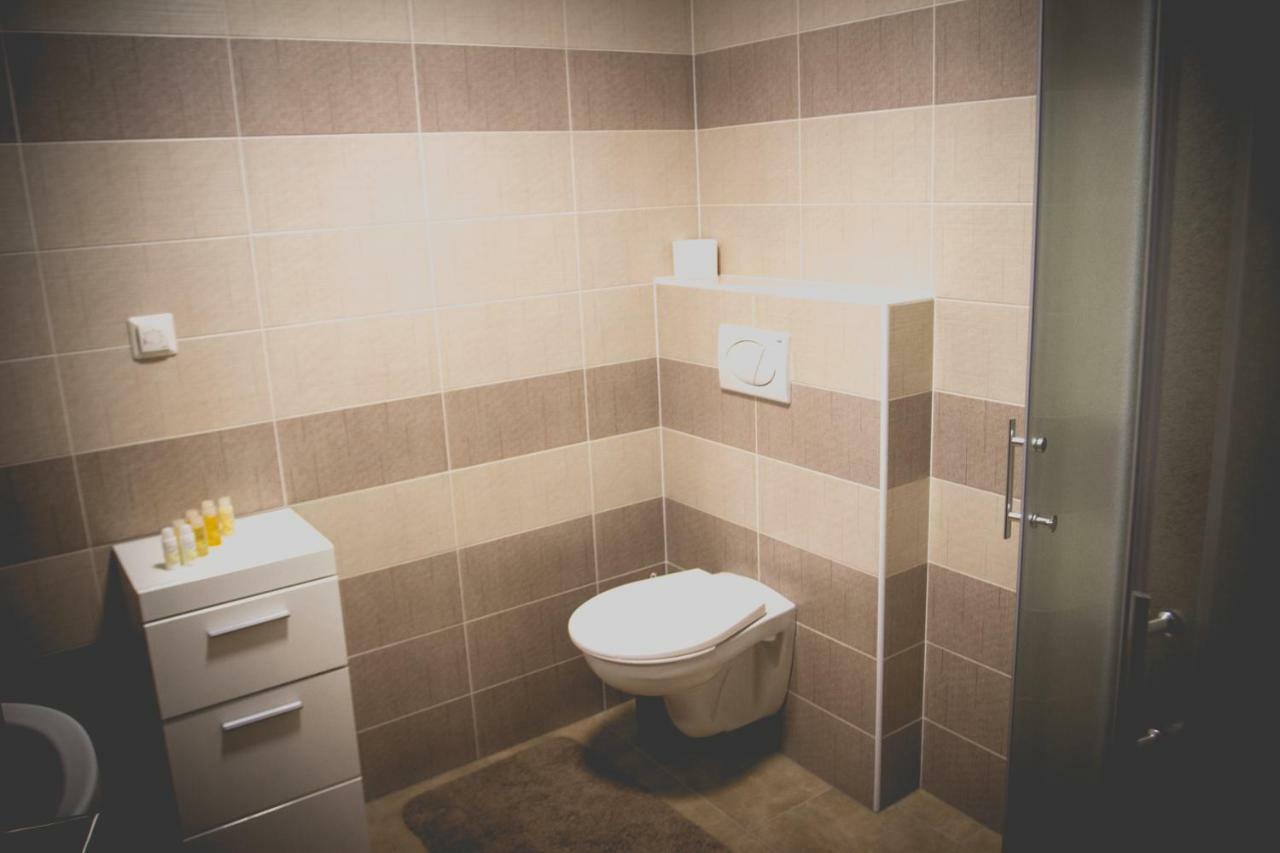Apartman Rezidence Mikulov Luaran gambar